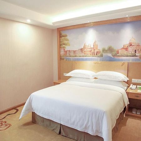 Vienna Hotel Qingyuan Yingde Guangming Road Exterior foto
