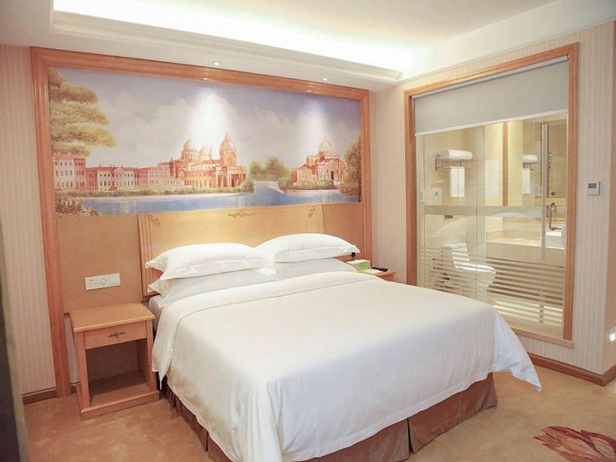 Vienna Hotel Qingyuan Yingde Guangming Road Exterior foto